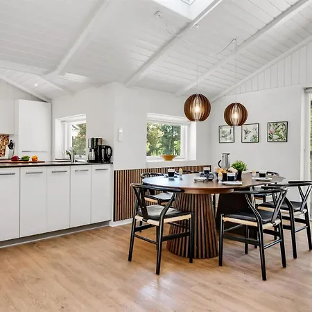 Famke - 1km From The Sea By Interhome Dom wakacyjny *